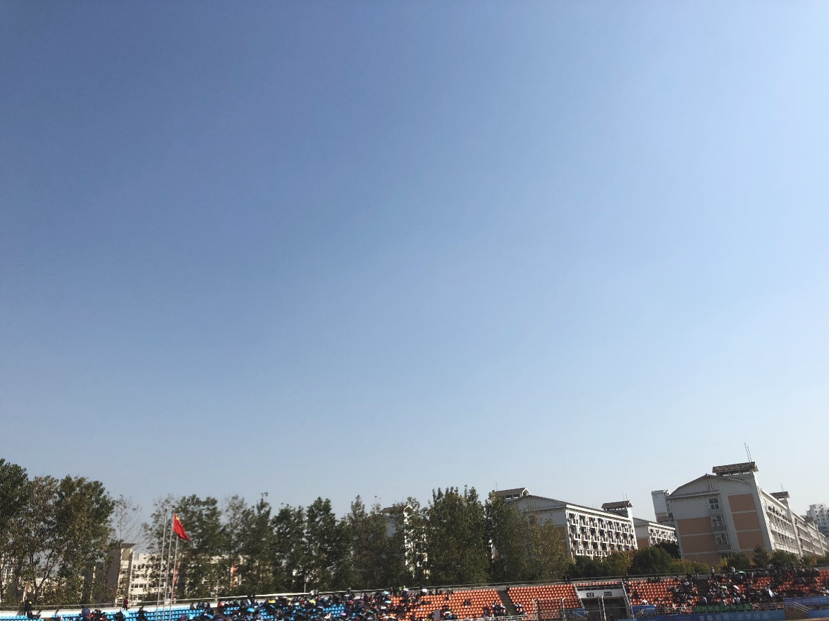 图 / 今天杭州灰蓝灰蓝的天空